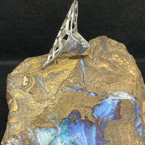 Sterling Silver Carved "Lacy" Statement Ring - Picture 4 of 7